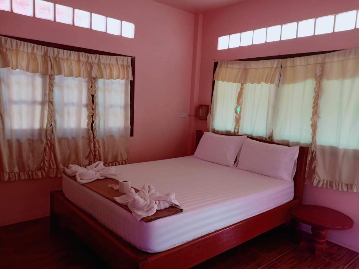 Silver Beach Bungalow Haad Yao Exterior photo
